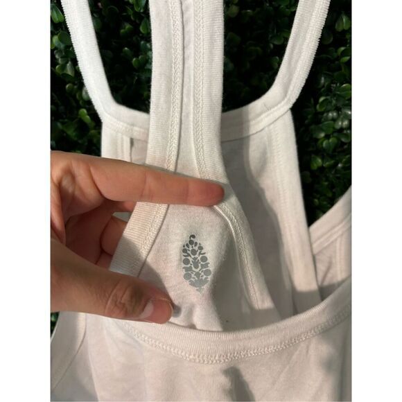 Free People Movement Two Times The Charm Cropped Tank Top Sz Small White - Picture 5 of 7